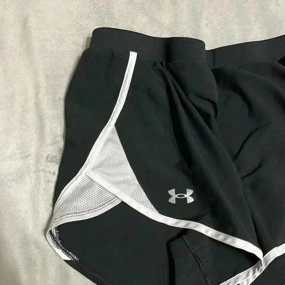 2/15 Under Armour shorts